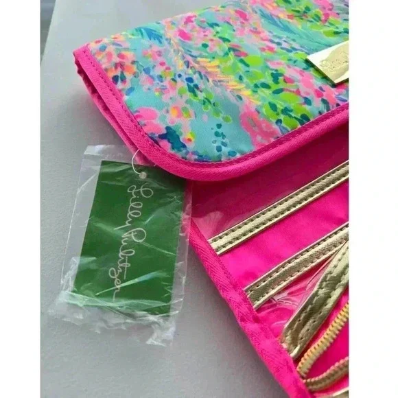 Lilly Pulitzer "Catch the Wave" Luggage Travel Bag Cosmetic Makeup Case - Picture 9 of 11